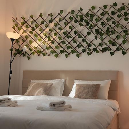 Victoria Avenue Apartments Bucarest Esterno foto