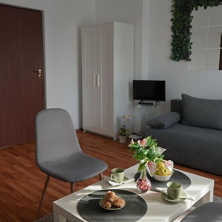 Victoria Avenue Apartments Bucarest Esterno foto