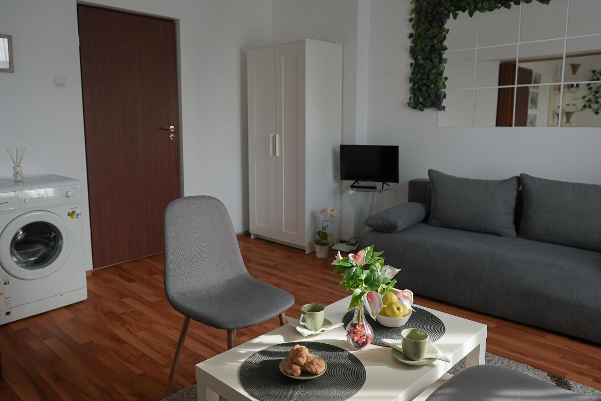 Victoria Avenue Apartments Bucarest Esterno foto